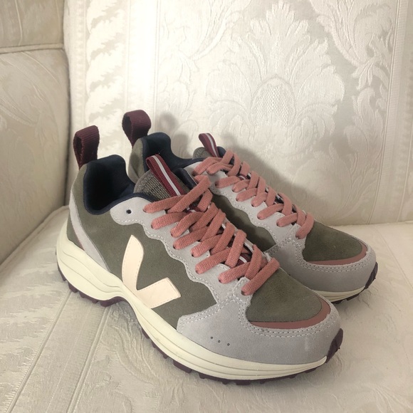 Moving Sale! Veja Women's Sneakers in Olive and Burgundy - Picture 7 of 14